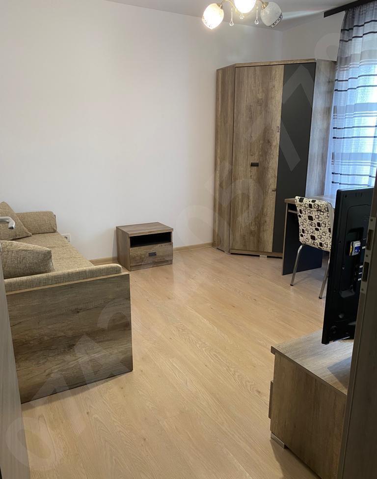 APARTEMENT CU 2 CAMERE DECOMANDAT langa Liceul Teoretic "David Voniga"