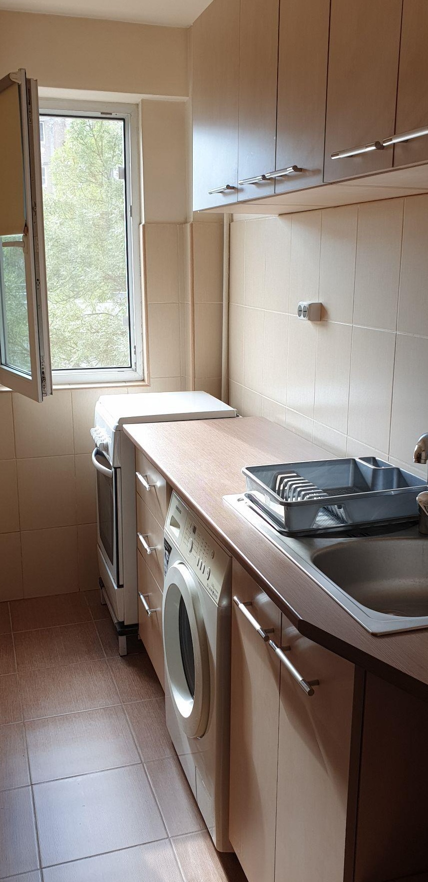 Apt. 2 camere cf.2 Lujerului, zonă bună