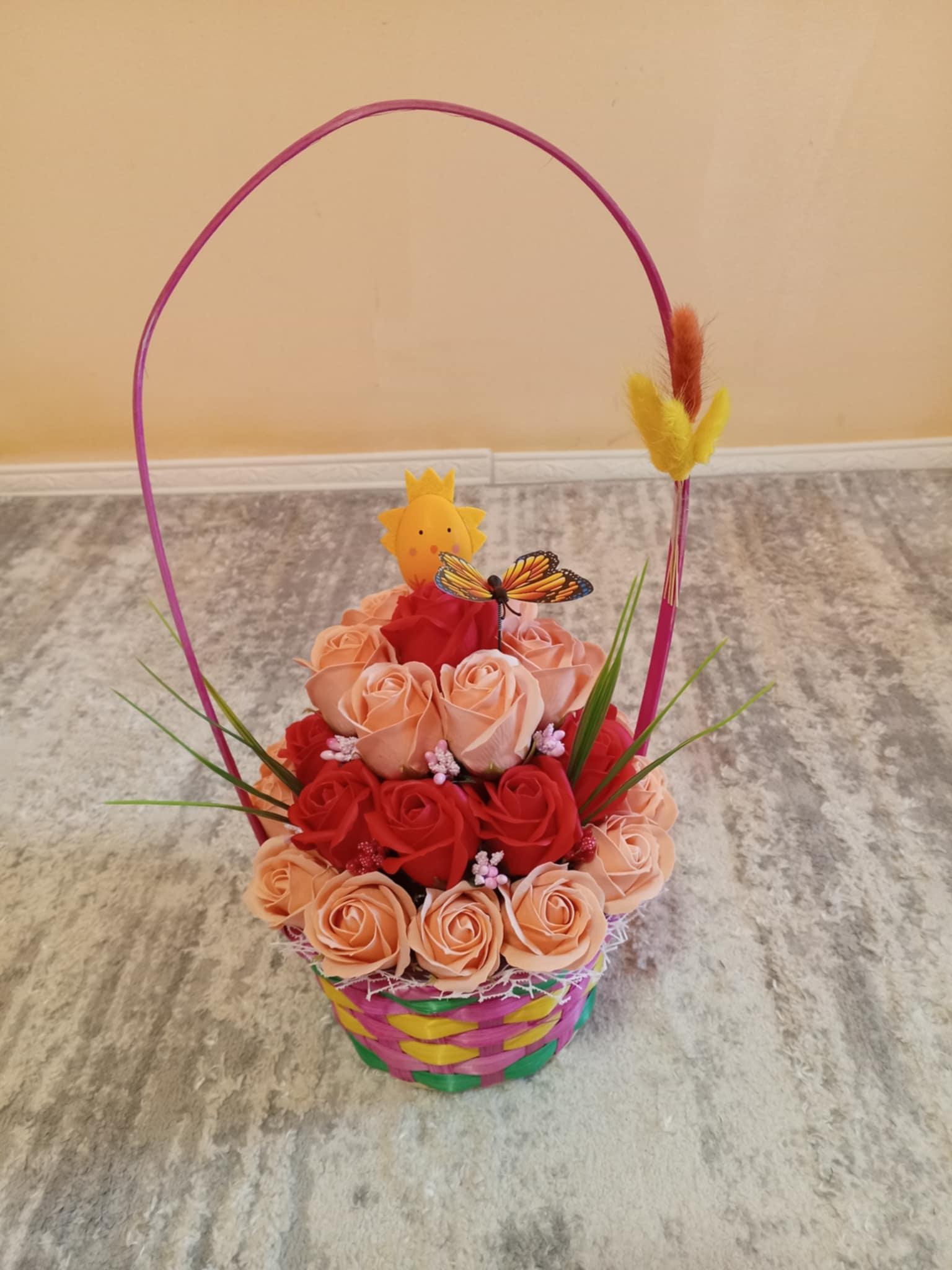 Aranjamente florale de Paște