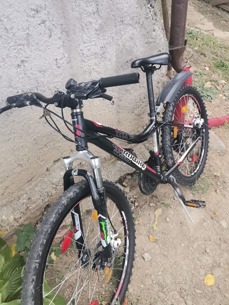 Astept mesaj in privat! Rog seriozitate...Plata se face doar față în față...Nu am curier...
