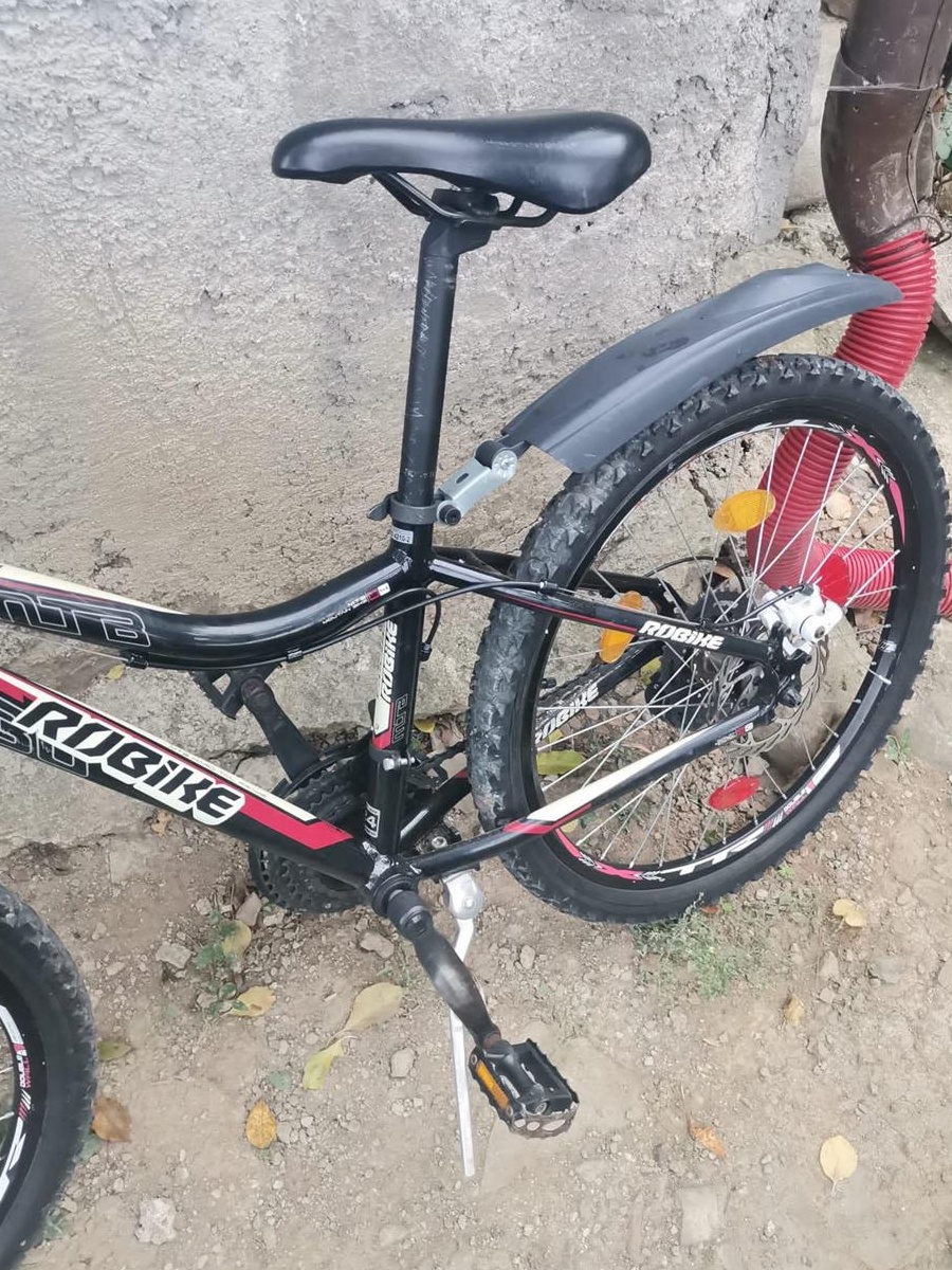 Astept mesaj in privat! Rog seriozitate...Plata se face doar față în față...Nu am curier...