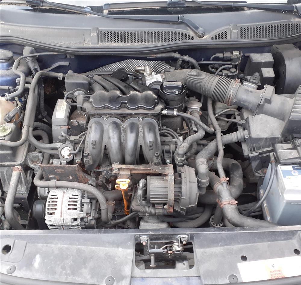 Audi A3 radiat pentru piese