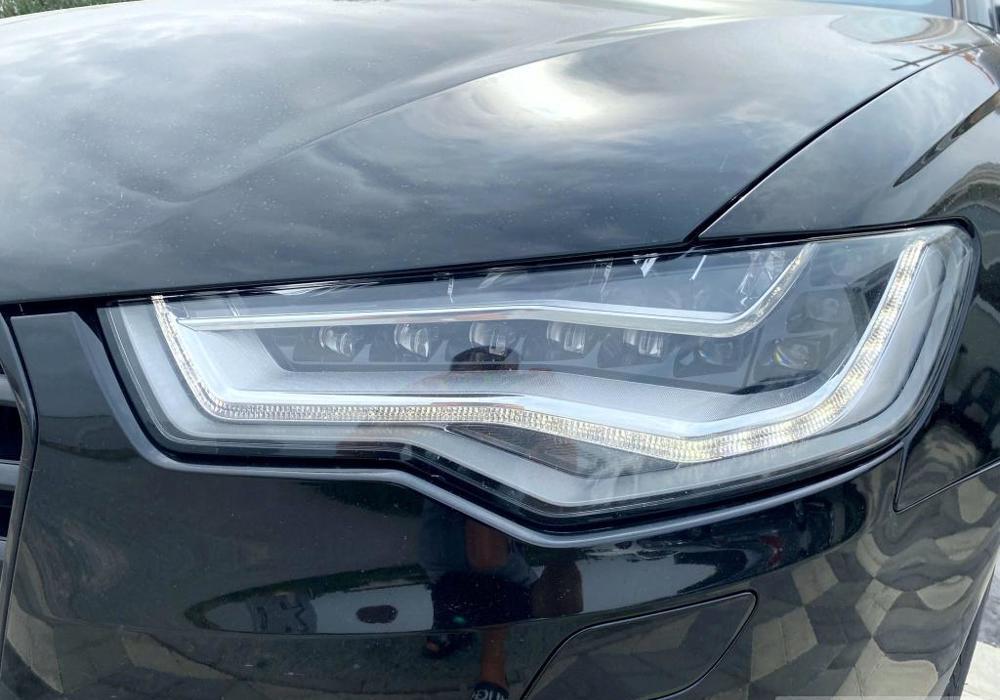 Audi A6 Sedan
