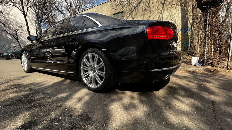 Audi A8 3.0 TDI DPF quattro tiptronic Langversion
