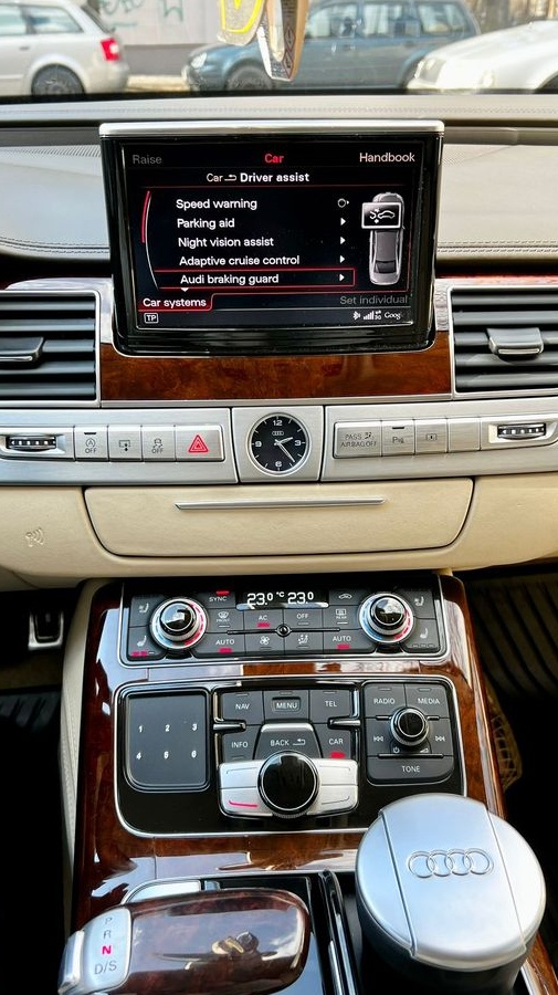 Audi A8 3.0 TDI DPF quattro tiptronic Langversion