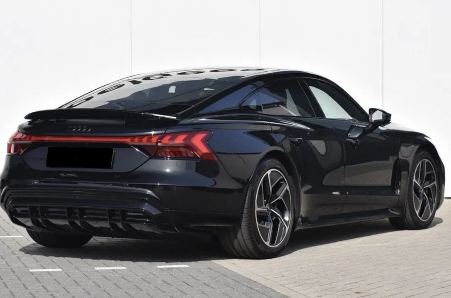 Audi e-tron GT quattro