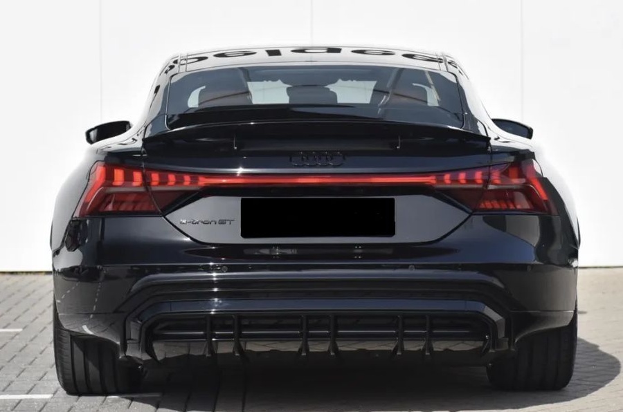 Audi e-tron GT quattro
