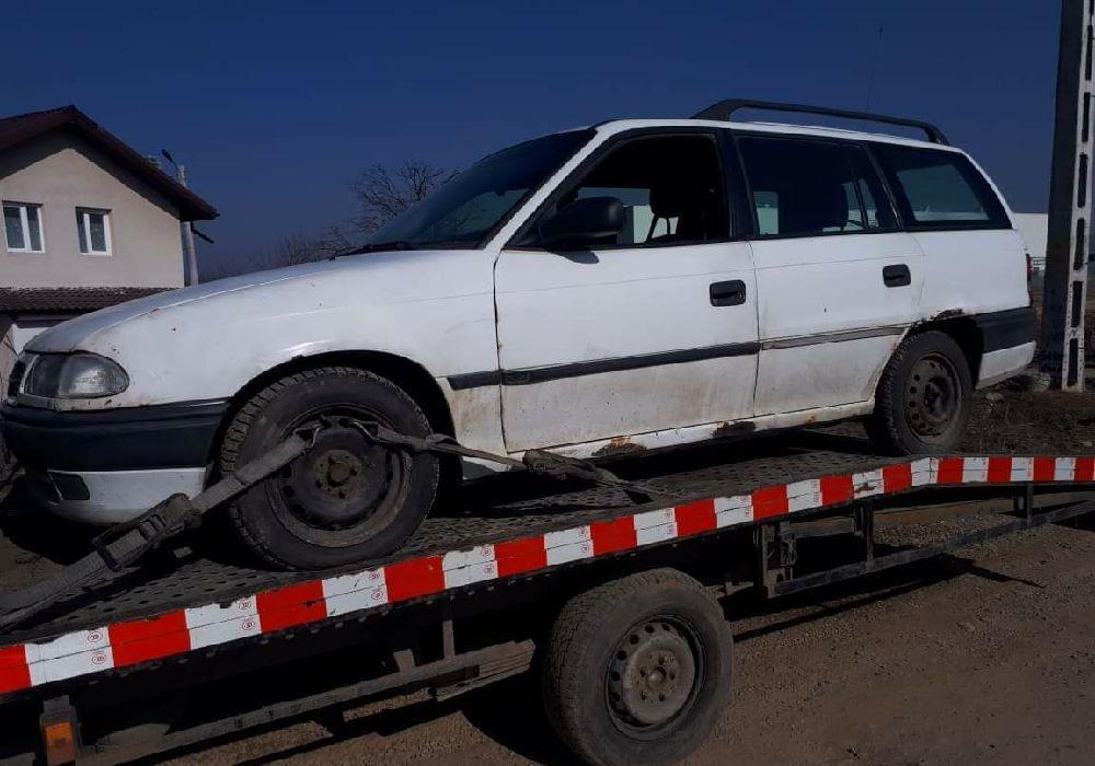 auto pentru dezmembrat și pentru fier vechi