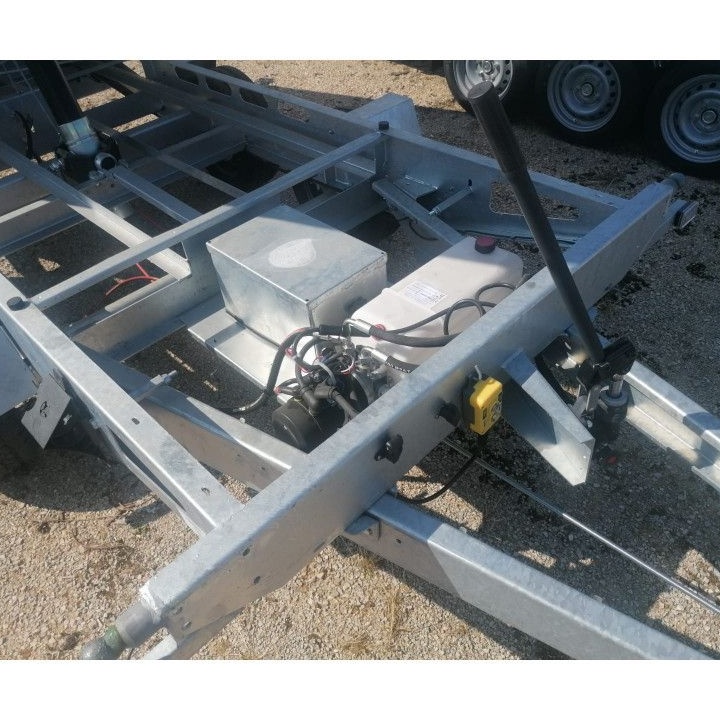 Autocar Remorca basculabila electrohidraulic cu rampe, transport utilaje 3.5t