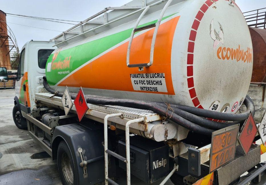 Autocisterna produse petroliere