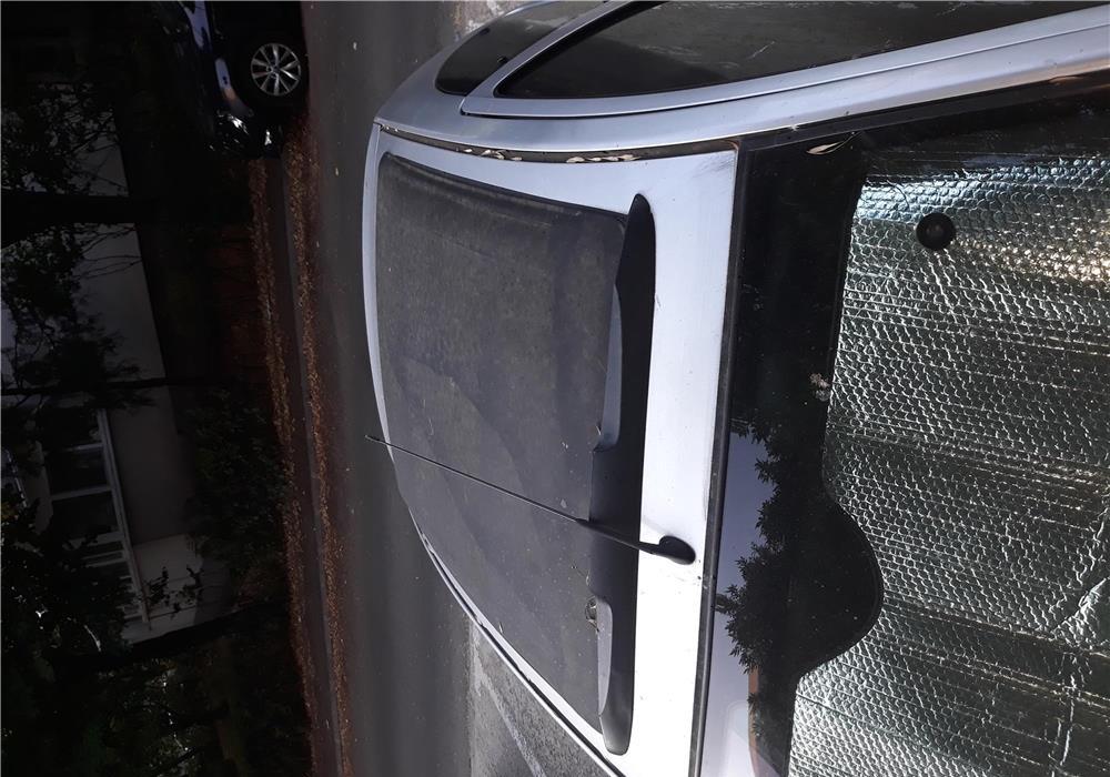 Automobile Ford Ka1