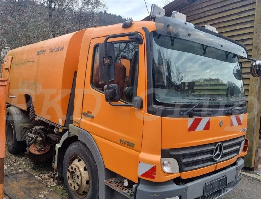 Autoutilitară măturătoare MERCEDES ATEGO 1518 Bucher CityFant 60