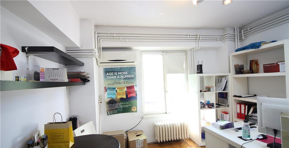 B-dul Burebista, apartament 3 camere,86 mp, etaj 2/8, centrala termica,bloc 1995