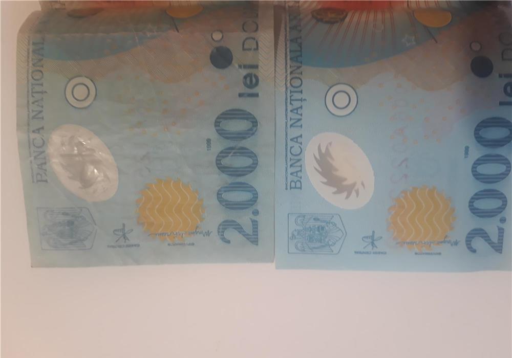 Bagnote 2000 lei cu eclipsa