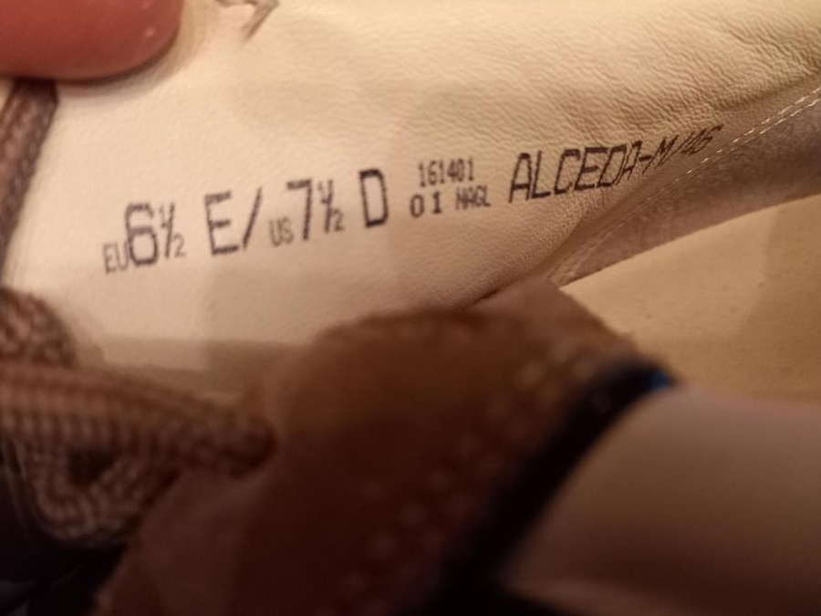 BALLY incaltari/ghete firma barbatesti