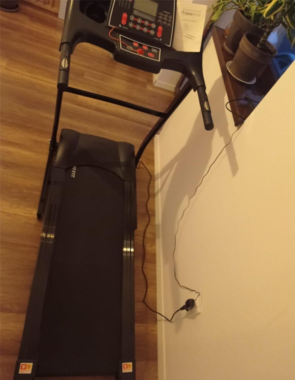 Banda de alergat BodyFit F7000