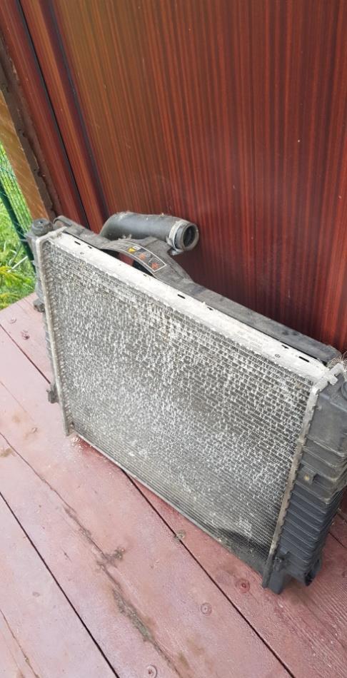 Bara fata spate si radiator xj6- 8