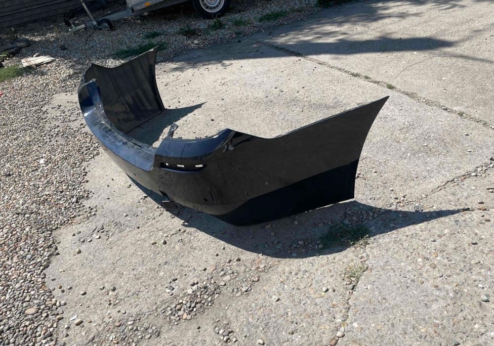 Bara spate BMW F10 M paket