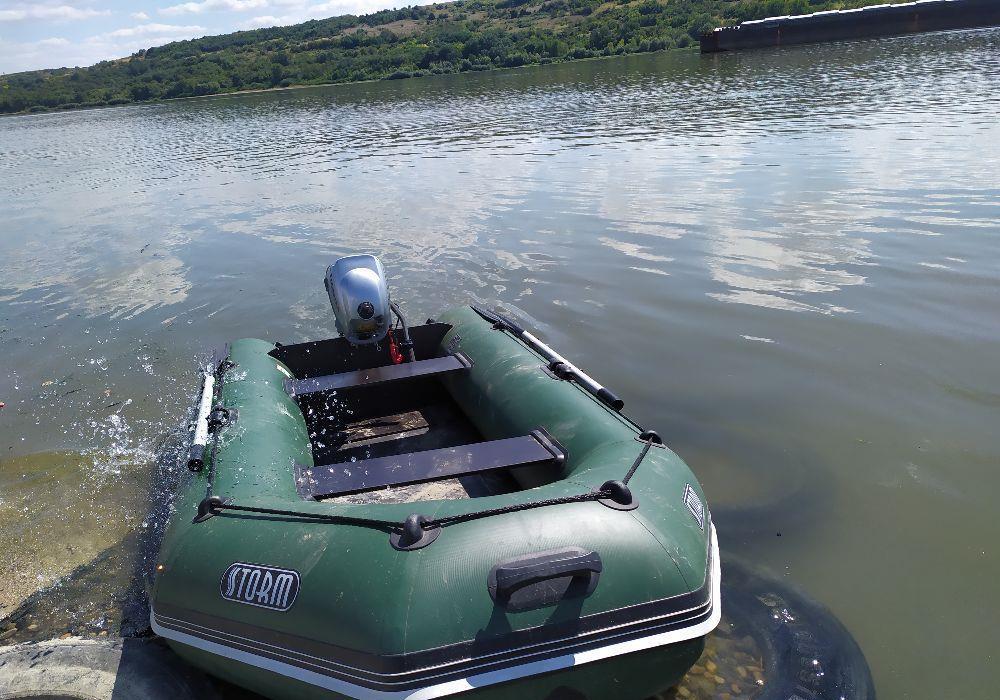Barcă Aqua Storm STM 300 + Motor Honda 2.3 CP