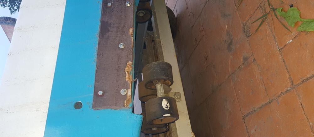 Barca din fibra convel cu remorca