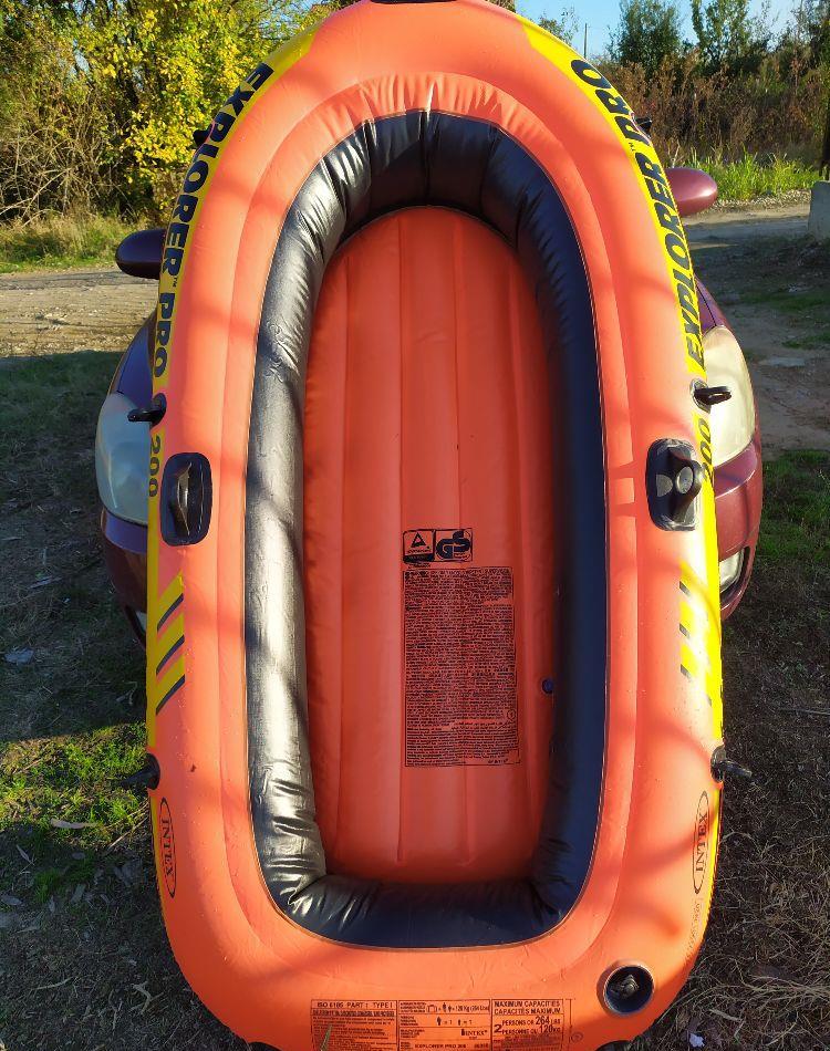 Barca gonflabila Intex Explorer, pentru 2 persoane