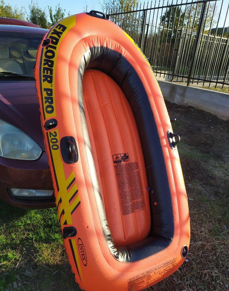 Barca gonflabila Intex Explorer, pentru 2 persoane
