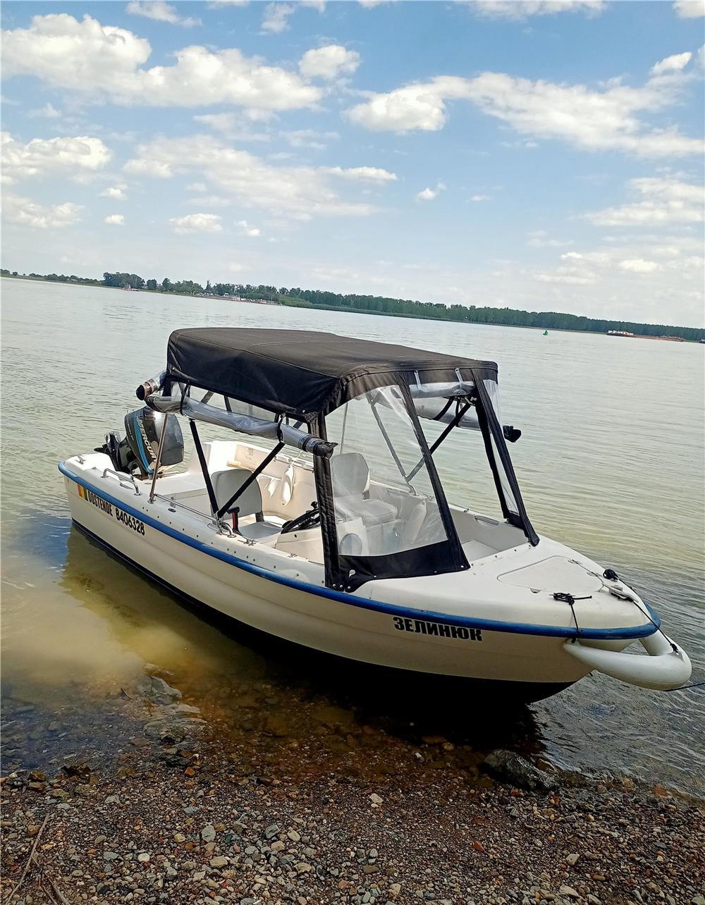 Barca QuickSilver 500 FISH cu motor Mercury 60hp 4 timpi, injectie