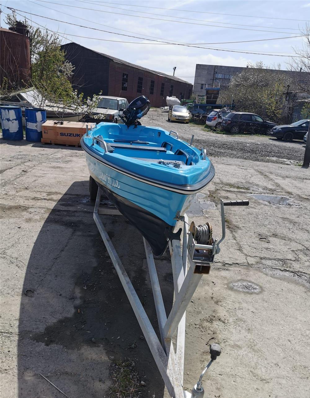 Barca RIVER 510, cu motor SUZUKI