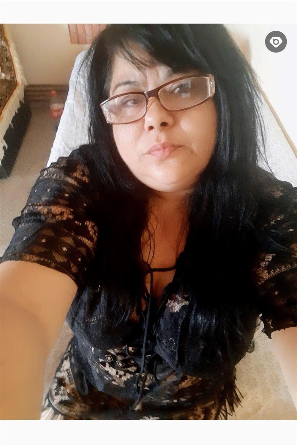 Bbw plinuta zona piata garii profil real. Detin locatie cu aer conditionat