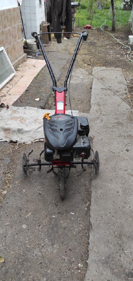 Becker motocultor