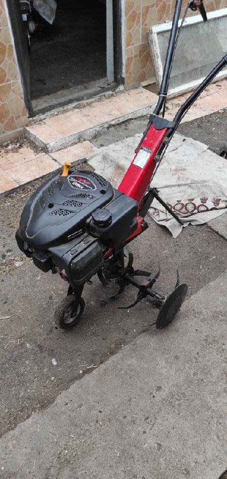 Becker motocultor