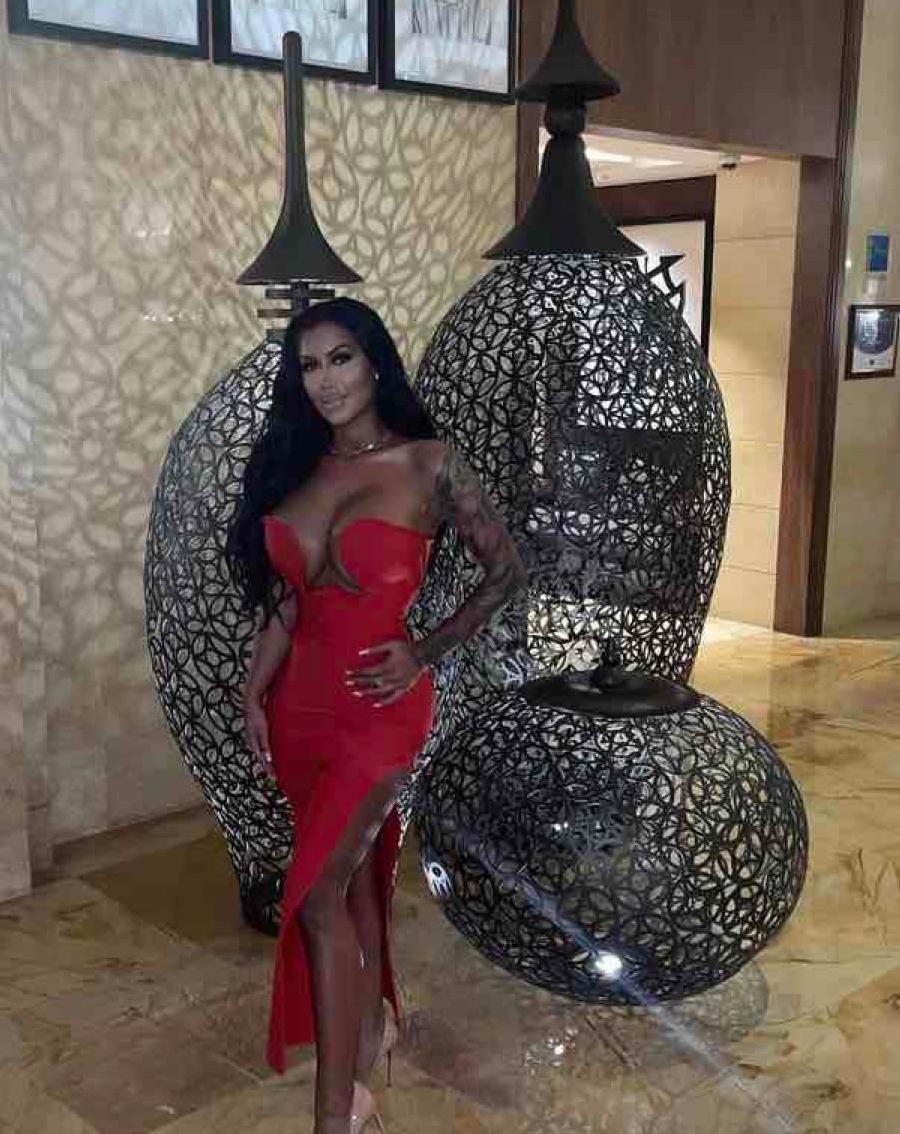 BIANCA PORNO STAR.. NOUA IN ORASUL TAU