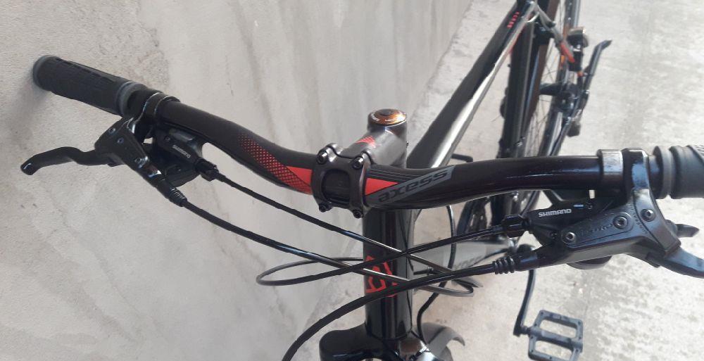 Bicicleta city Axess alu pe 28 hidraulic