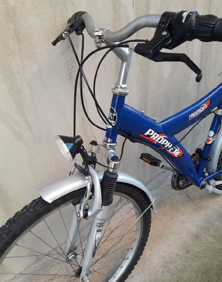 Bicicleta city Prophete pe 26