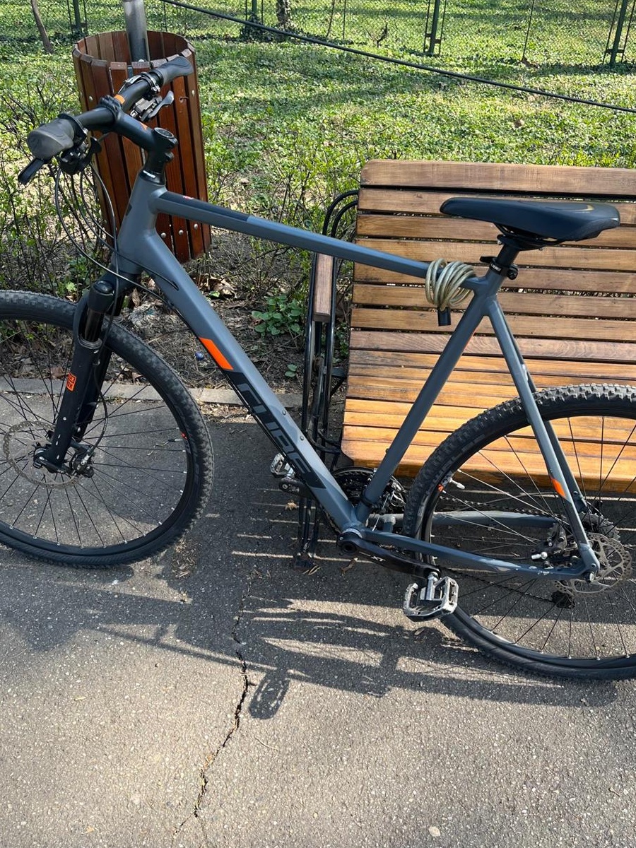 Bicicleta  Cube