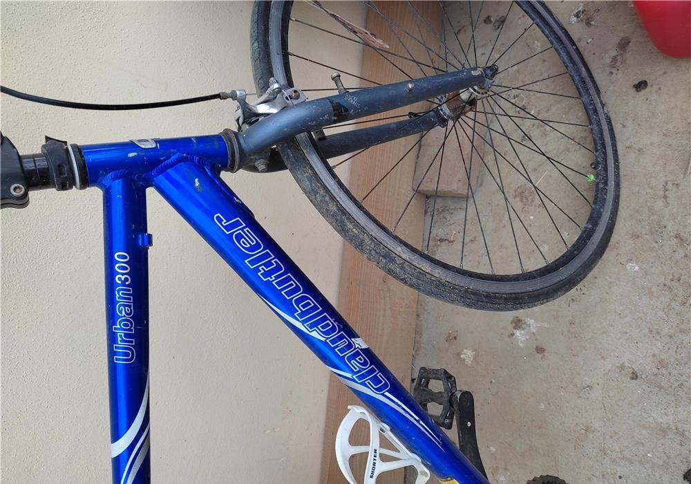 Bicicleta de curse aproape nouă