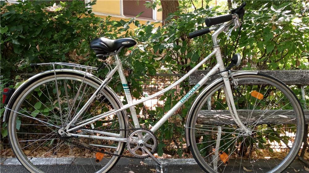 Bicicleta de dama Hercules