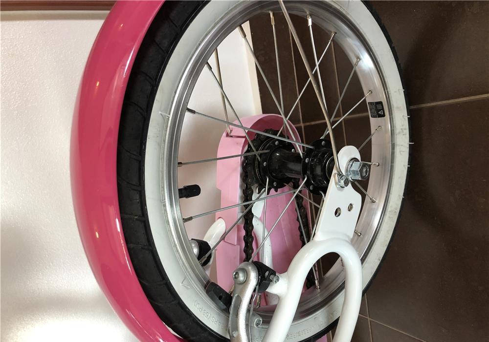 Bicicleta fetița 16