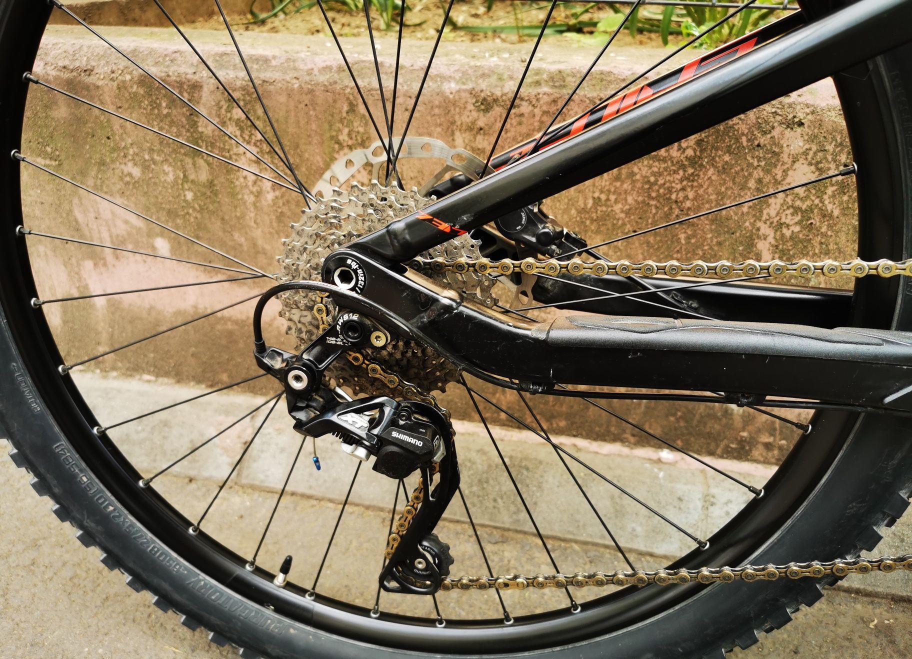Bicicleta mtb full suspension Scott Genius 730 mărime M Fox XT curier!