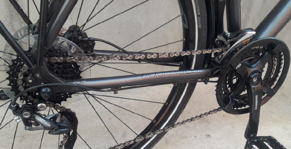 Bicicleta trekking Raleigh alu pe 28 hidraulic
