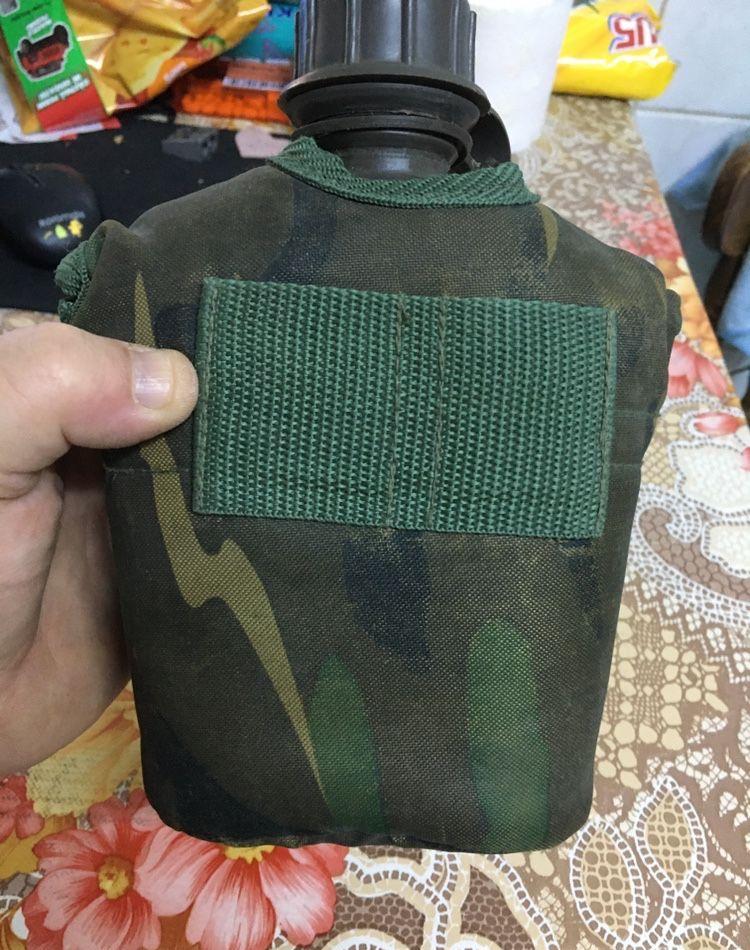 Bidon ,apa ,army