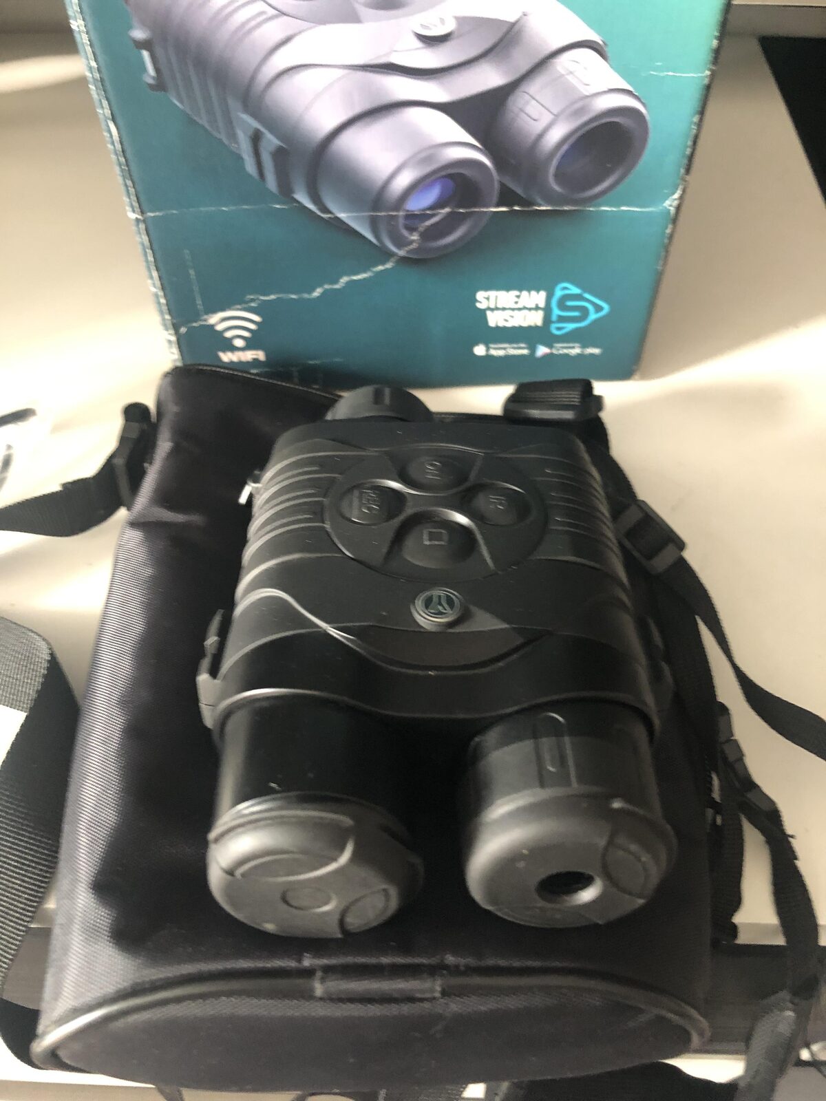 Binoclu Night Vision Yukon Rusesc Bate 800M