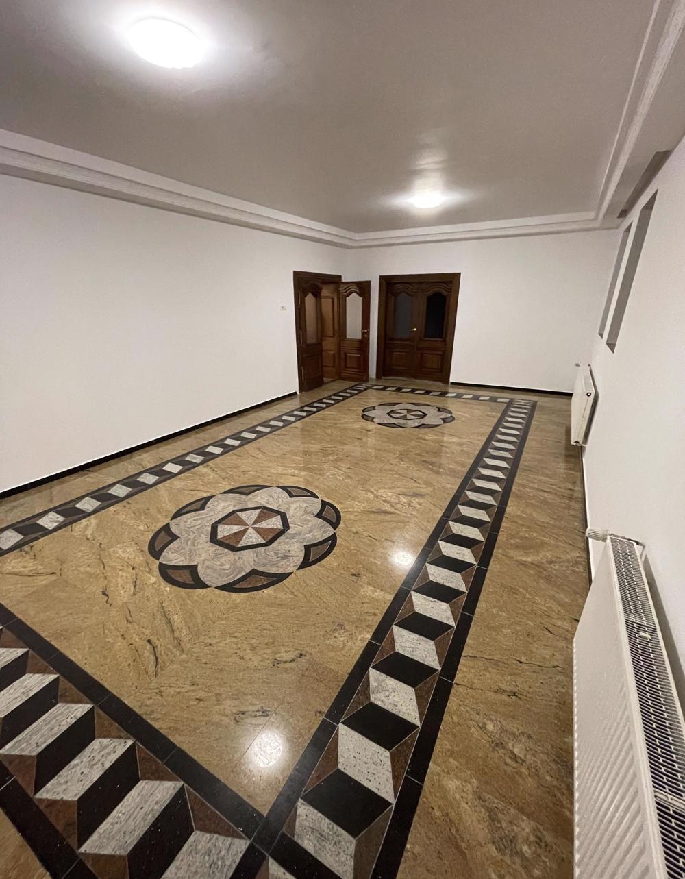 Bld,.Mihai Viteazu, spatiu birouri, centrala proprie