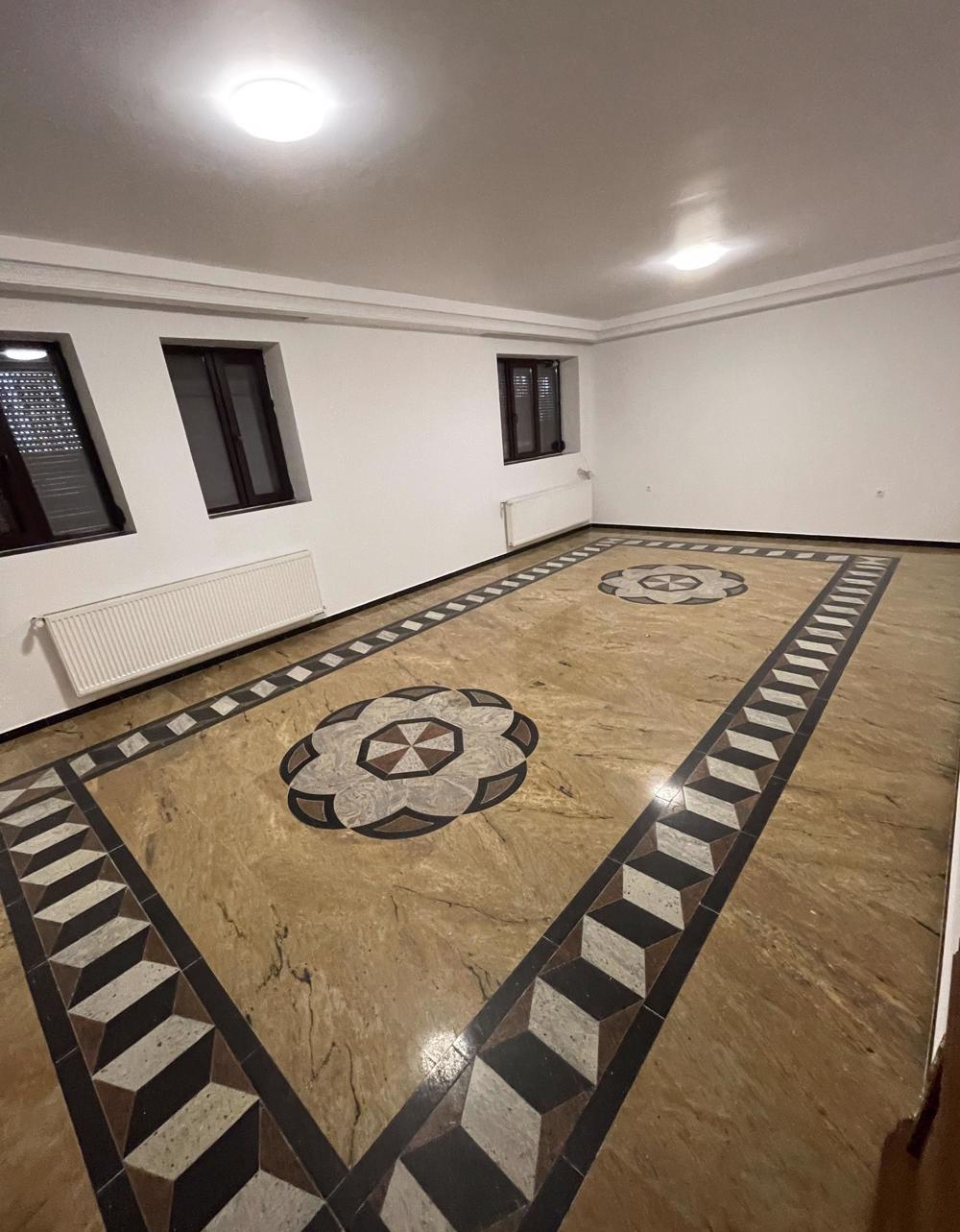 Bld,.Mihai Viteazu, spatiu birouri, centrala proprie