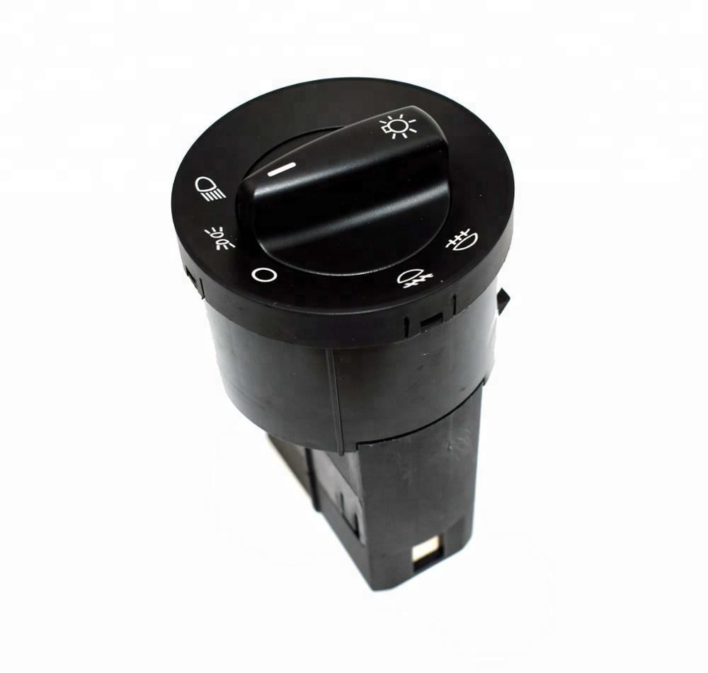 Bloc lumini VW Golf 4 IV, Bora, Sharan cod 1CO941531A