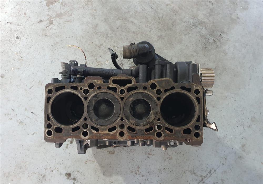 Bloc motor AUDI A4 B8 2.0 CAG cod 03L021BG