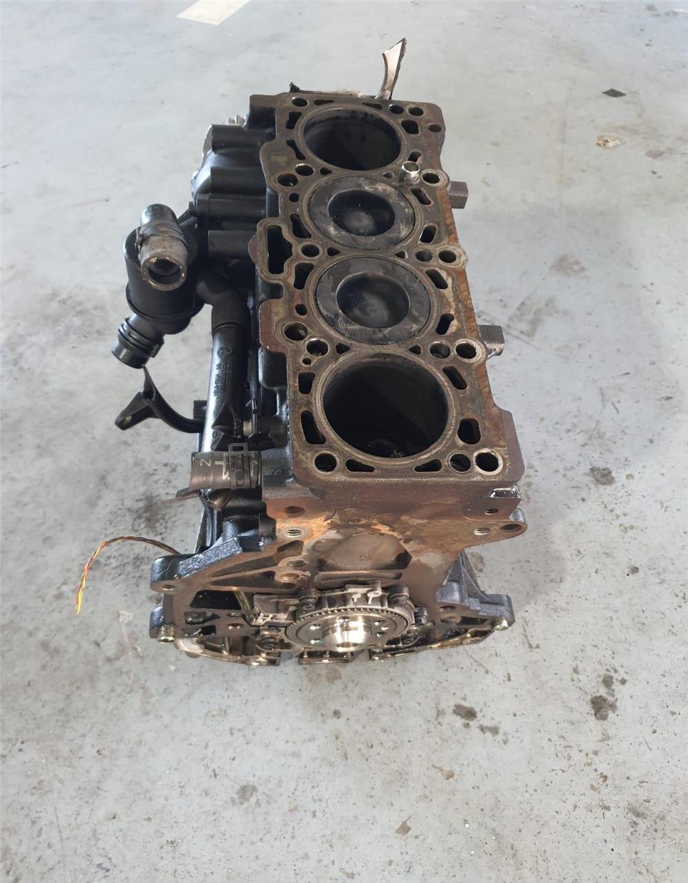 Bloc motor AUDI A4 B8 2.0 CAG cod 03L021BG