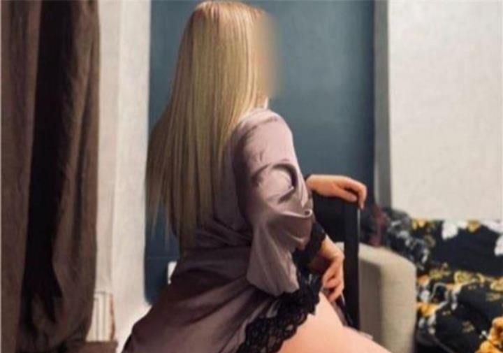 Blondă 27 de ani! Masaj erotic