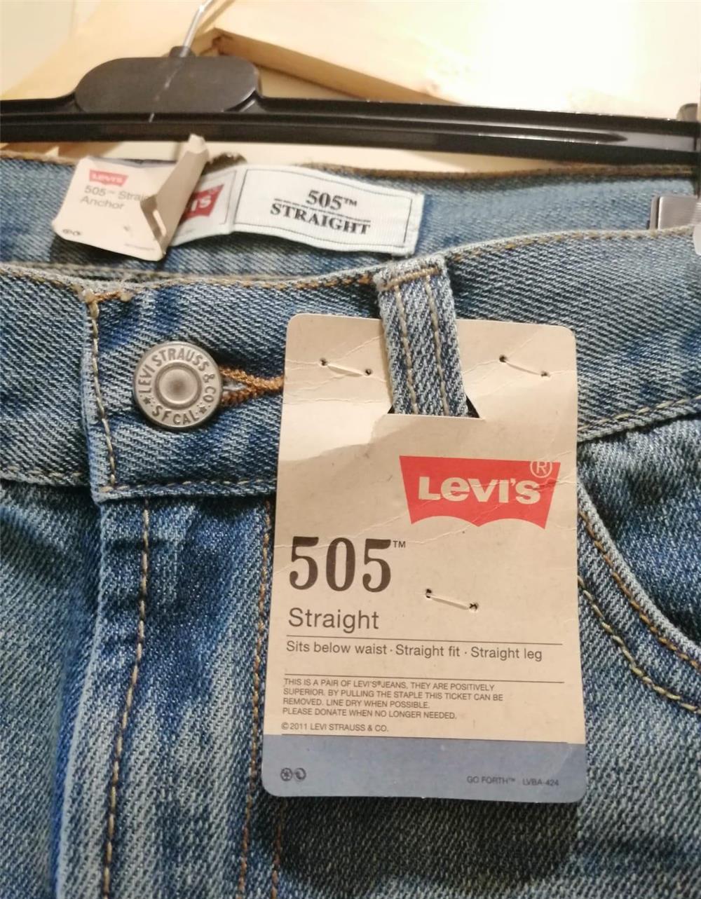 Blugi LEVI'S, pentru băieți, 14 ani. 150 RON