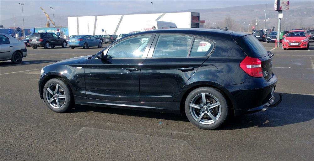 Bmw 118D seria 1 cu 4 usi  Motor 2,0 Diesel 143 CP Germania